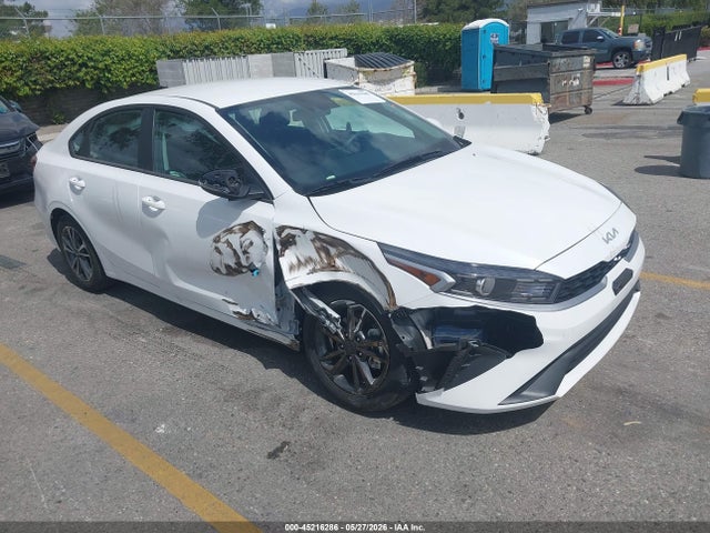 Salvage Kia Forte Image