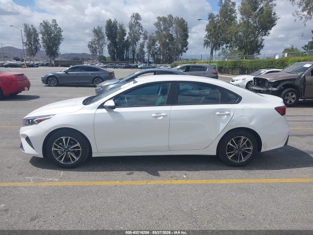 Kia Forte Lxs