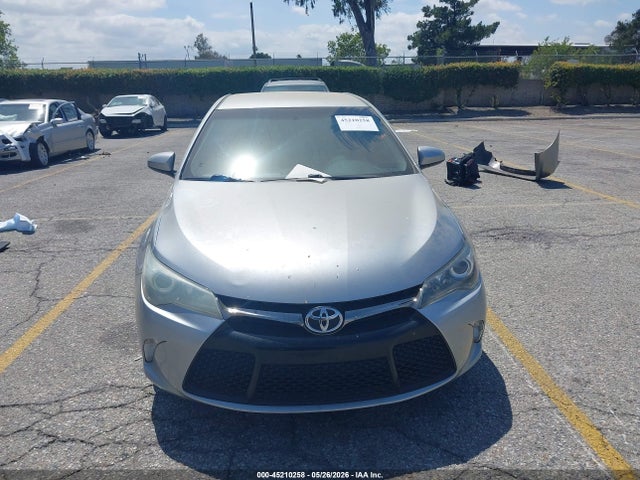 Toyota Camry Se