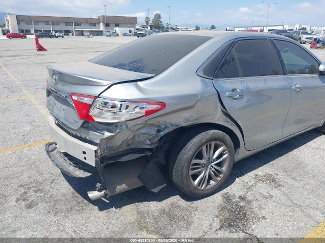 Toyota Camry Se