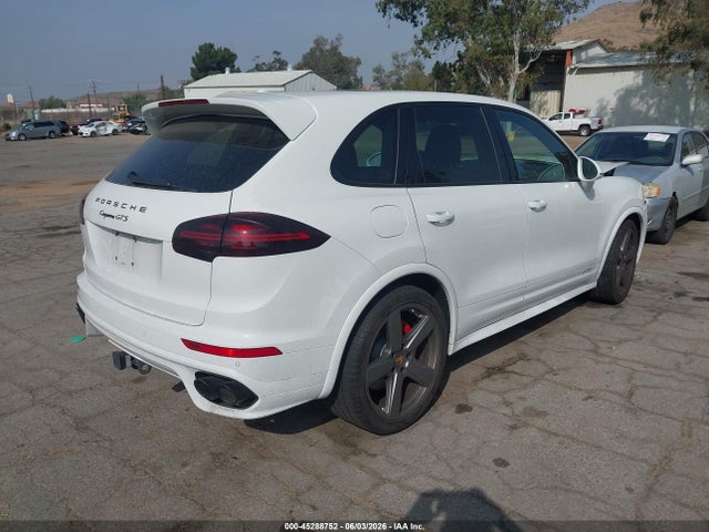 Porsche Cayenne Gts
