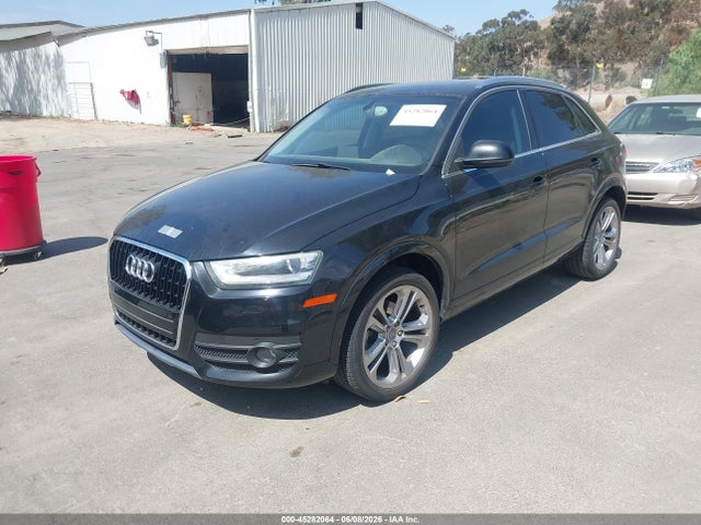 Audi Q3 2.0t Premium Plus