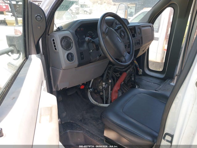 Ford E-450