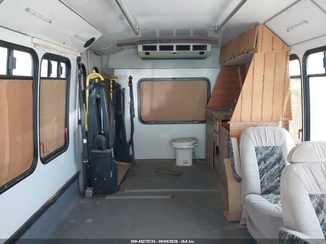 Ford E-450