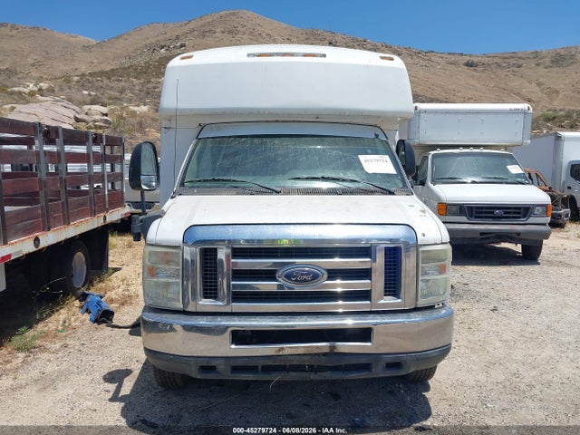 Ford E-450