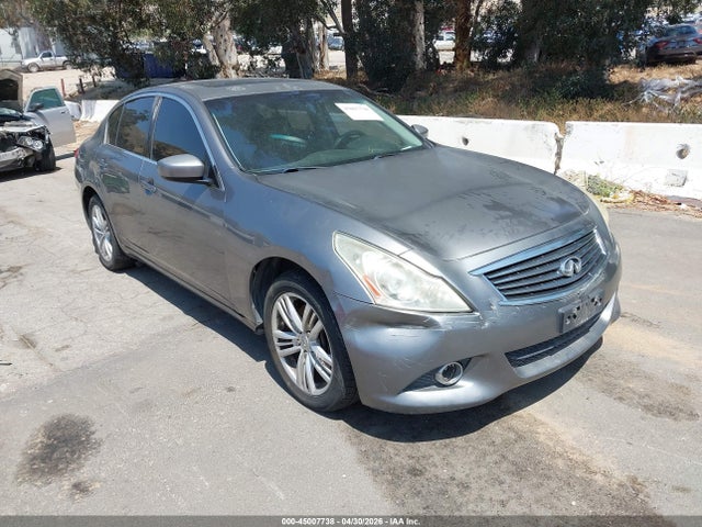 Salvage INFINITI G37x Image