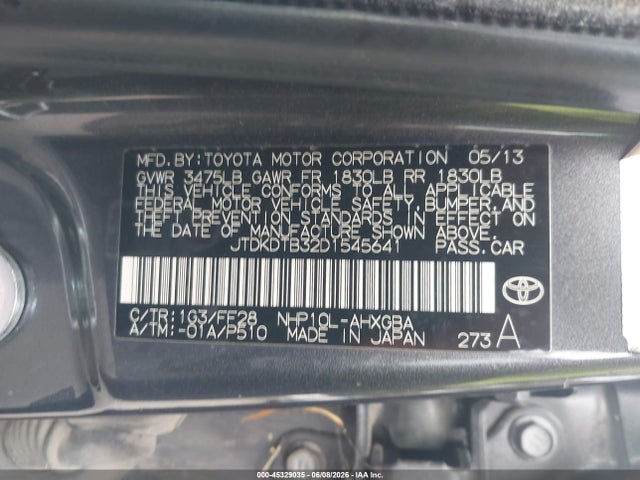 Toyota Prius c Three