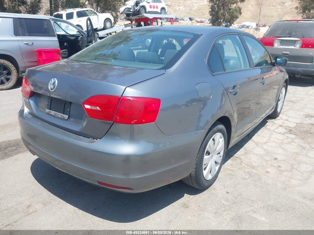 Volkswagen Jetta 2.0l S
