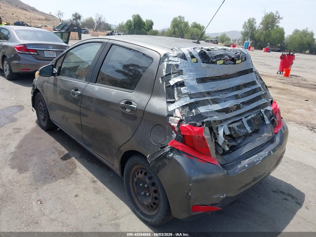 Toyota Yaris Le