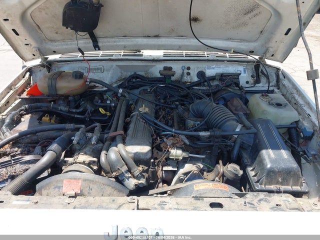 Jeep Cherokee Pioneer