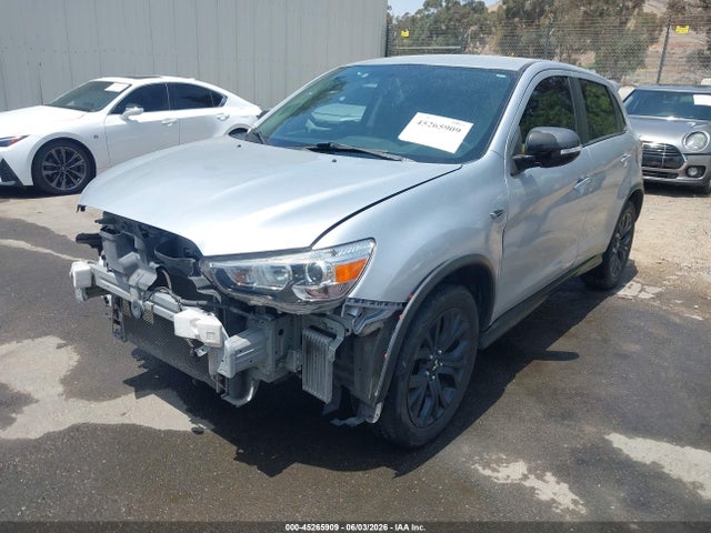 Mitsubishi Outlander 2.0 Le