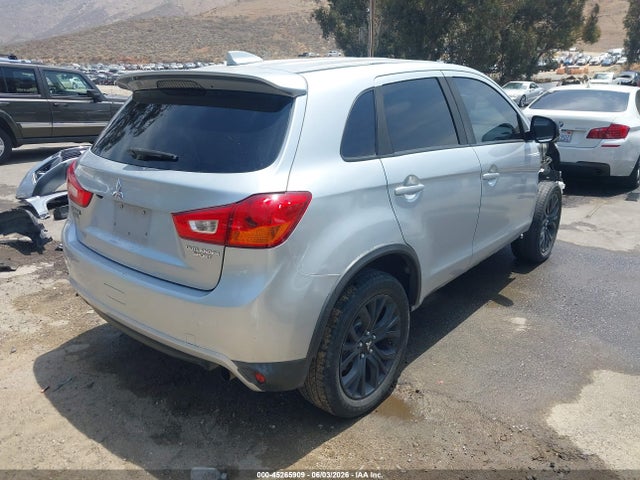Mitsubishi Outlander 2.0 Le