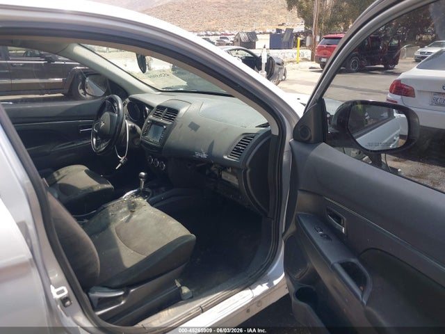 Mitsubishi Outlander 2.0 Le