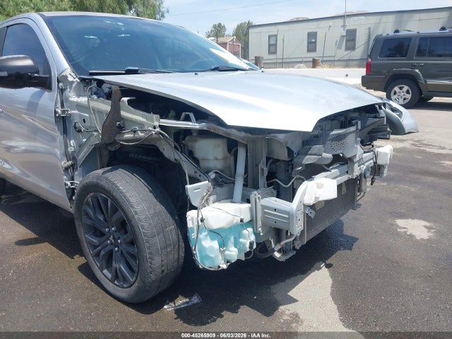 Mitsubishi Outlander 2.0 Le