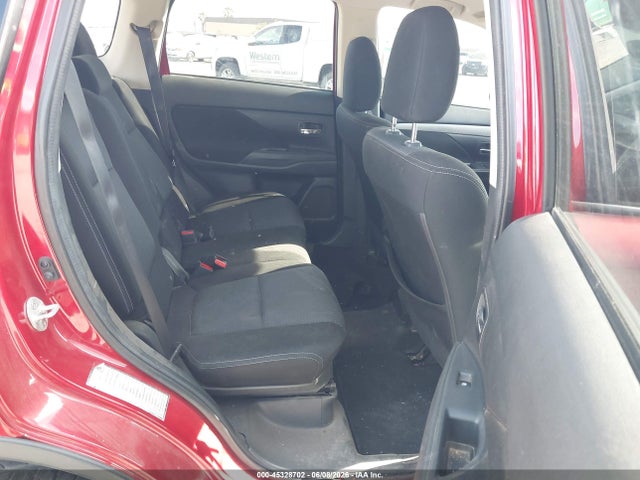 Mitsubishi Outlander Se
