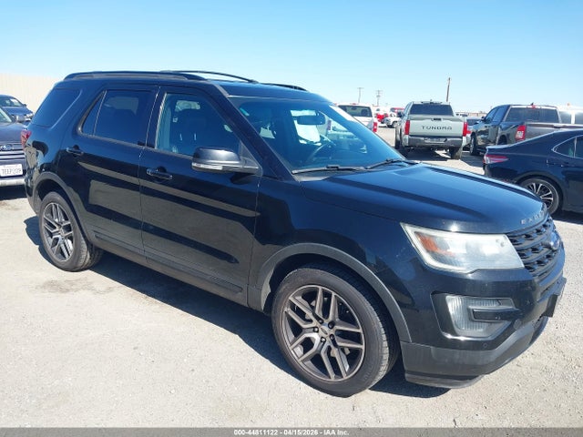 Salvage Ford Explorer Image
