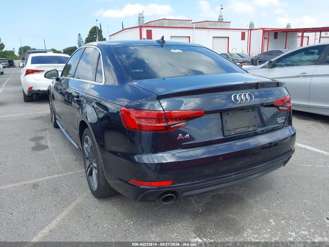 Audi A4 2.0t Premium