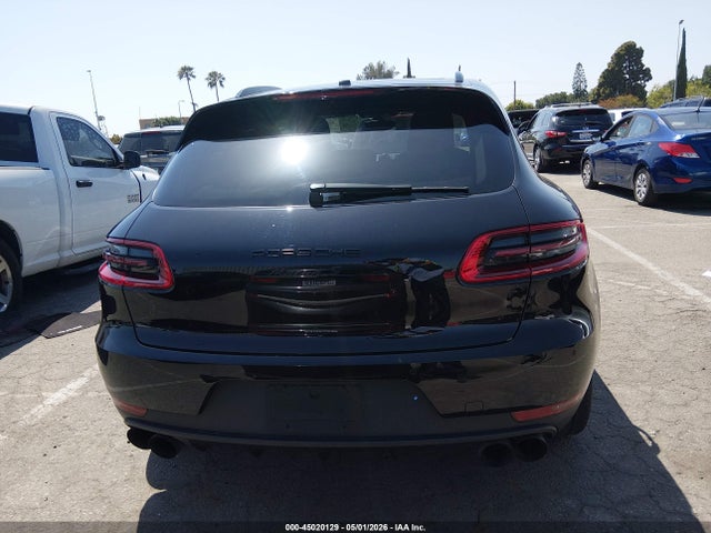 Porsche Macan S