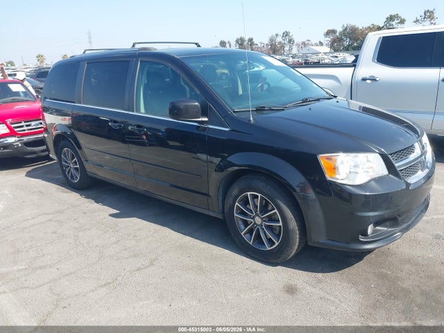 Salvage Dodge Grand Caravan Image