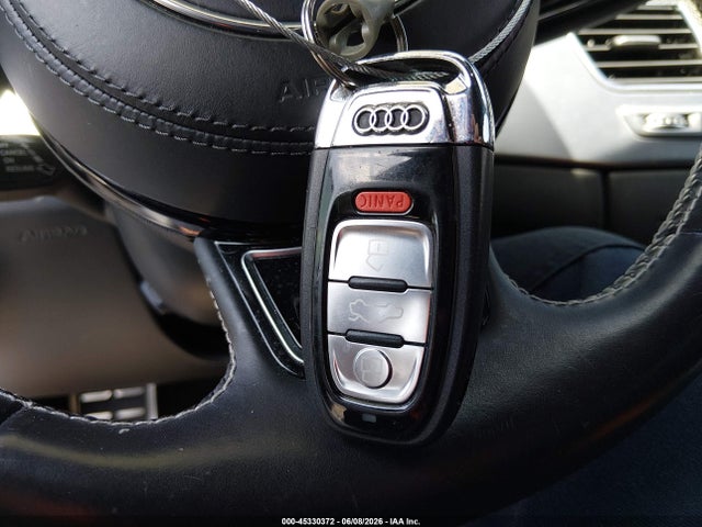 Audi S8 4.0t
