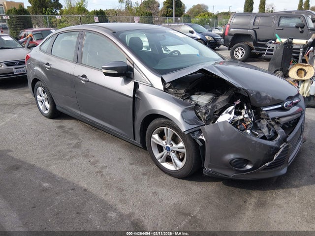 Salvage Ford Focus Image