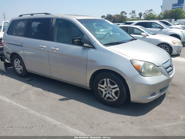 Salvage Honda Odyssey Image