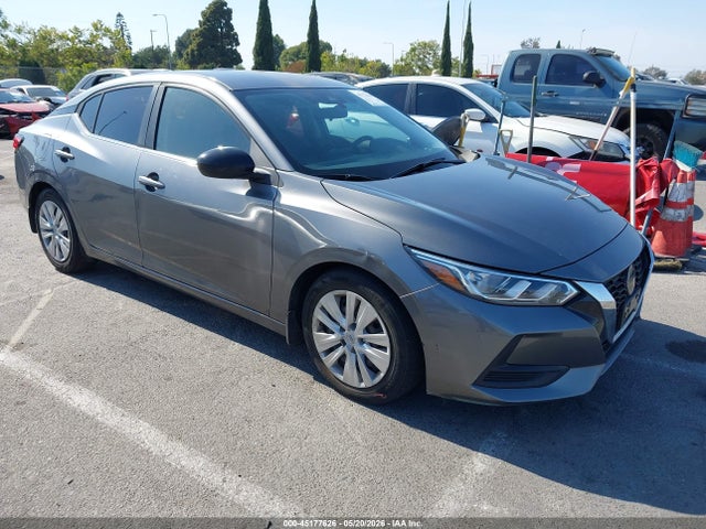 Salvage Nissan Sentra Image