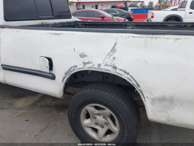 Toyota Tundra Sr5 V8