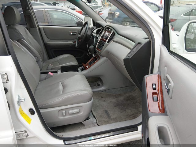 Toyota Highlander Limited V6