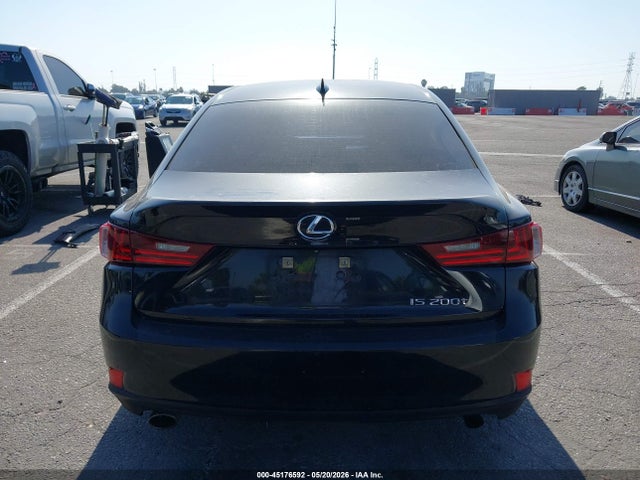 Lexus Is