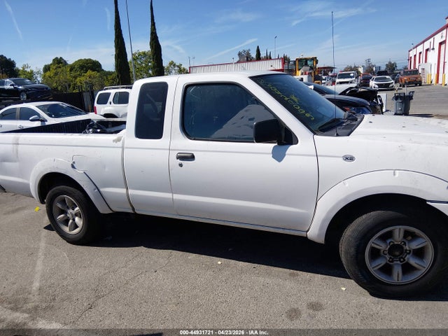 Nissan Frontier Xe