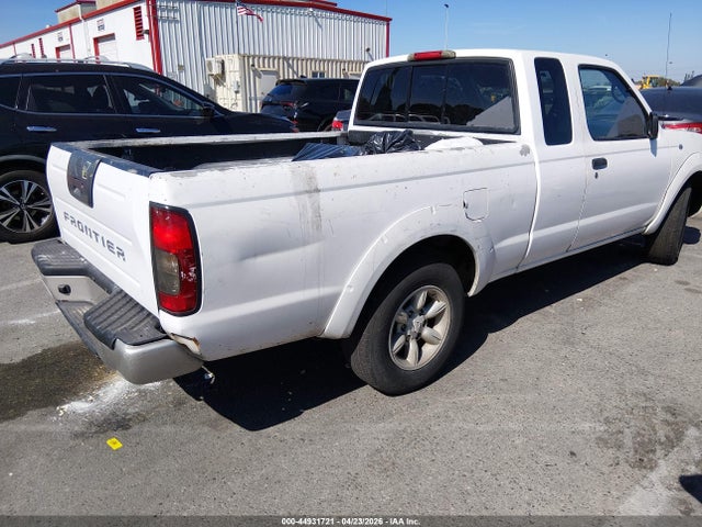 Nissan Frontier Xe