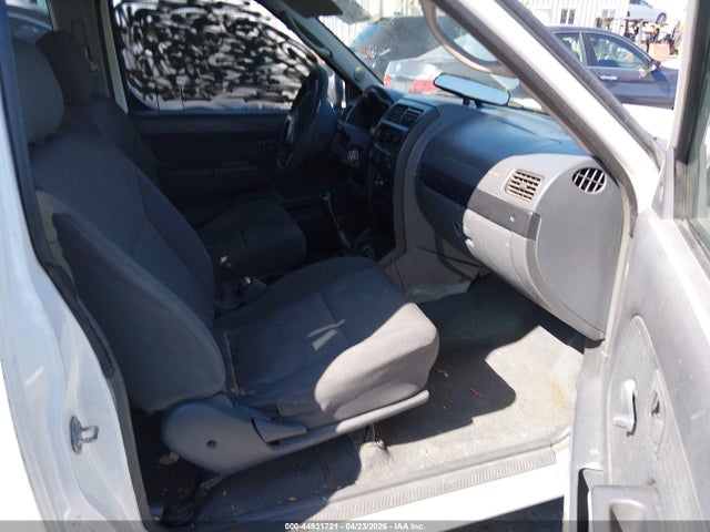 Nissan Frontier Xe