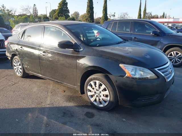 Salvage Nissan Sentra Image