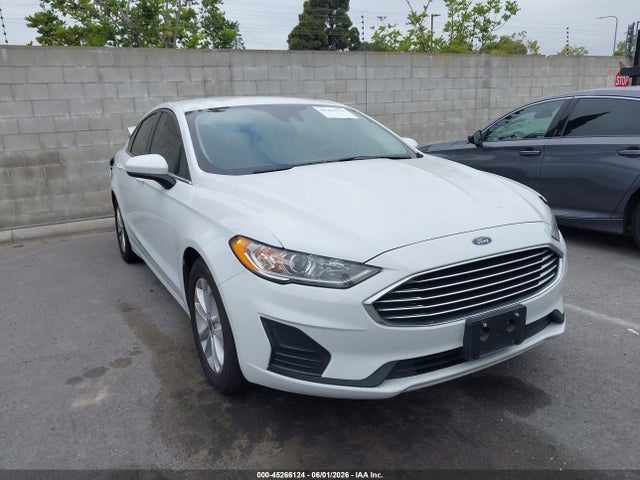 Salvage Ford Fusion Image