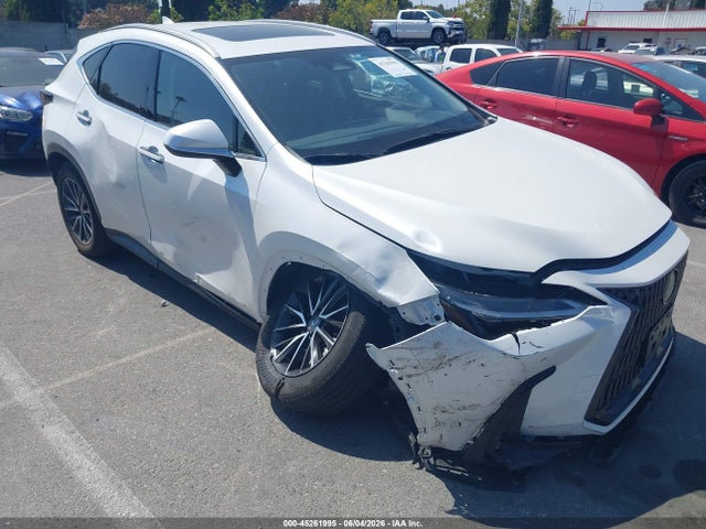 Lexus NX Premium