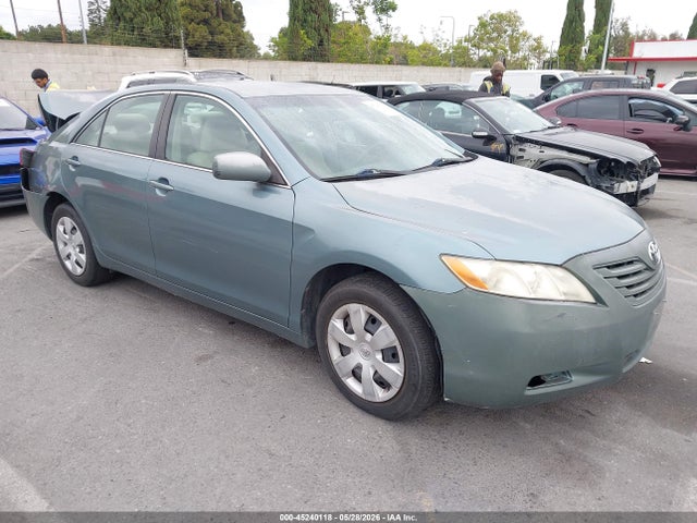 Salvage Toyota Camry Image