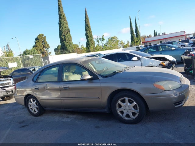 Ford Taurus Sel