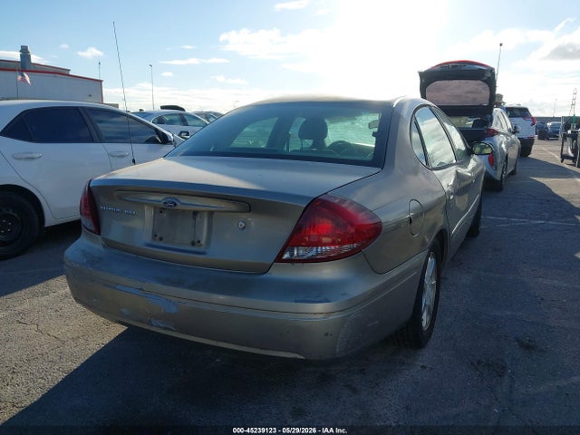 Ford Taurus Sel