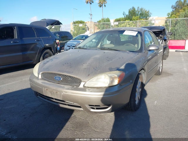 Ford Taurus Sel