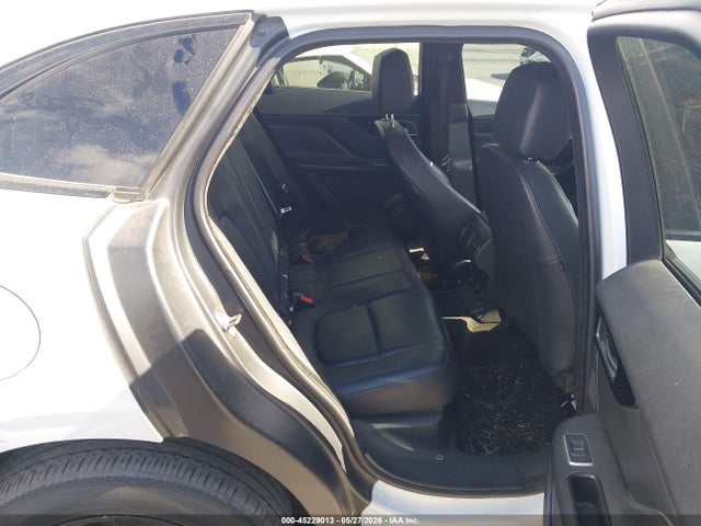 Jaguar F-PACE 35t Premium