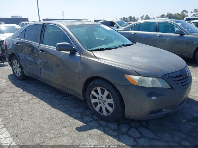 Salvage Toyota Camry Image