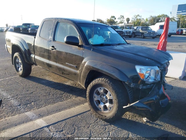Salvage Toyota Tacoma Image