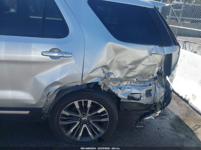 Ford Explorer Platinum