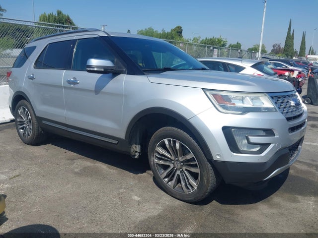 Salvage Ford Explorer Image