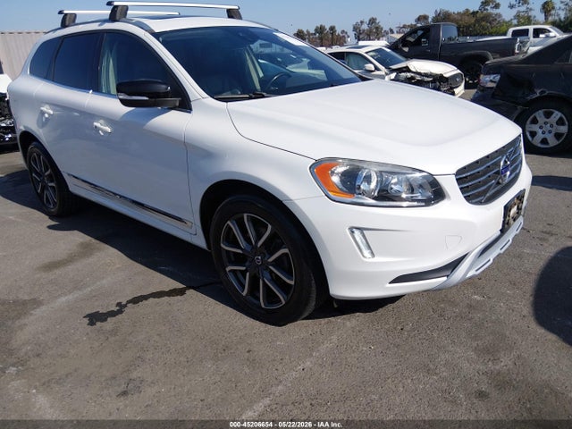 Salvage Volvo XC60 Image