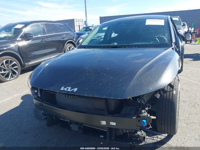 Kia K4 Lxs