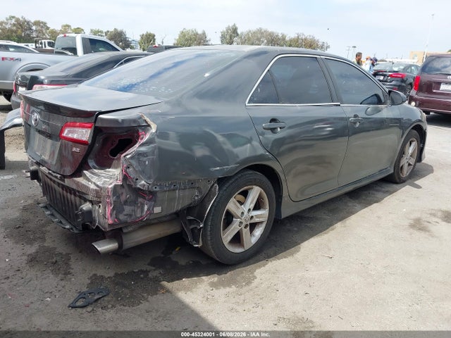 Toyota Camry Se