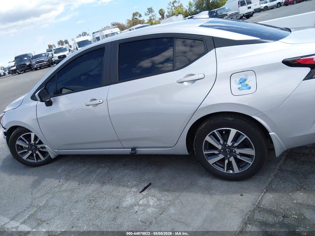 Nissan Versa 1.6 Sv
