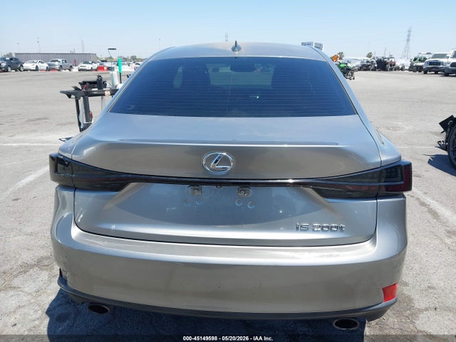 Lexus Is
